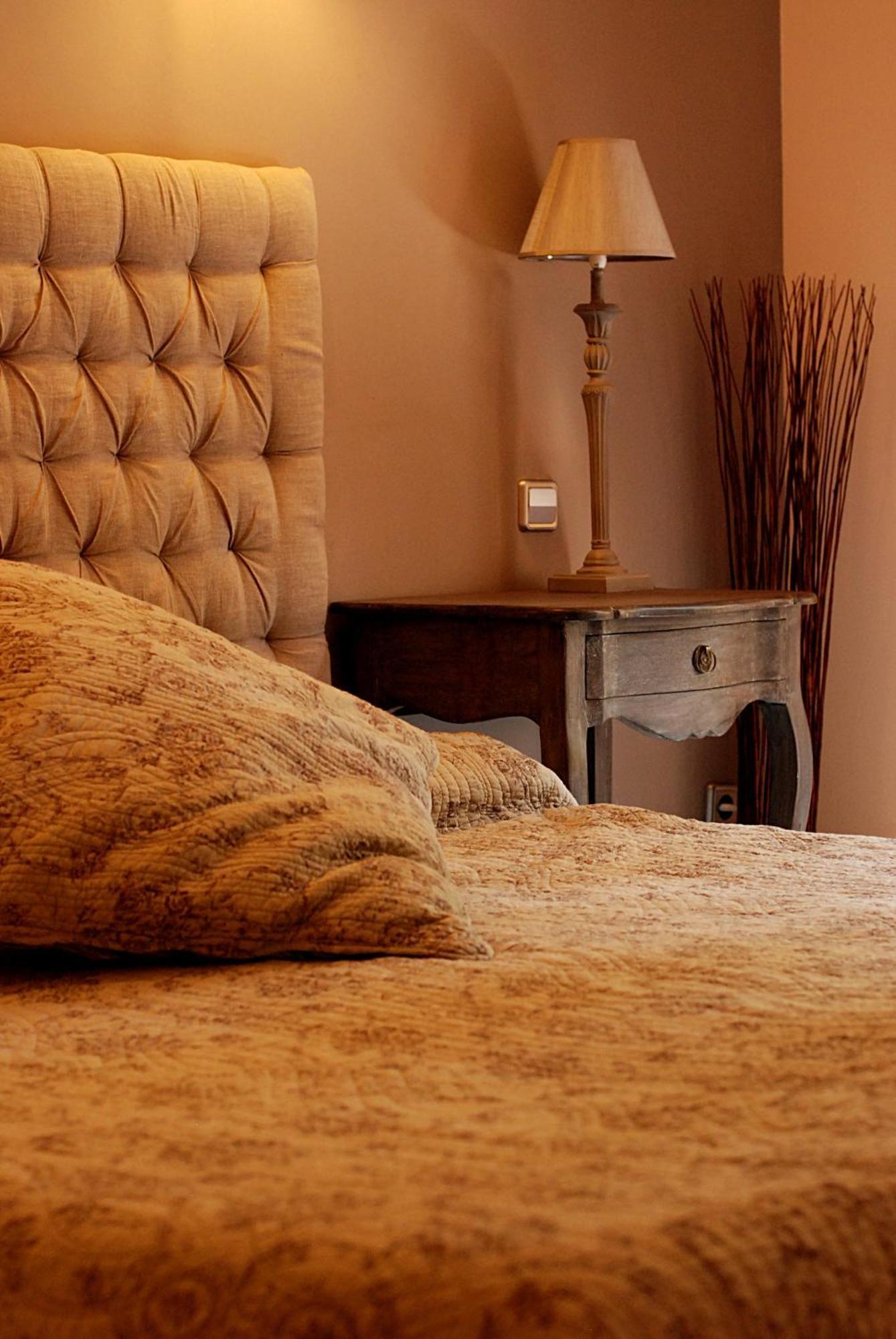 Hotel Les Mazets Des Roches Tarascon Room photo